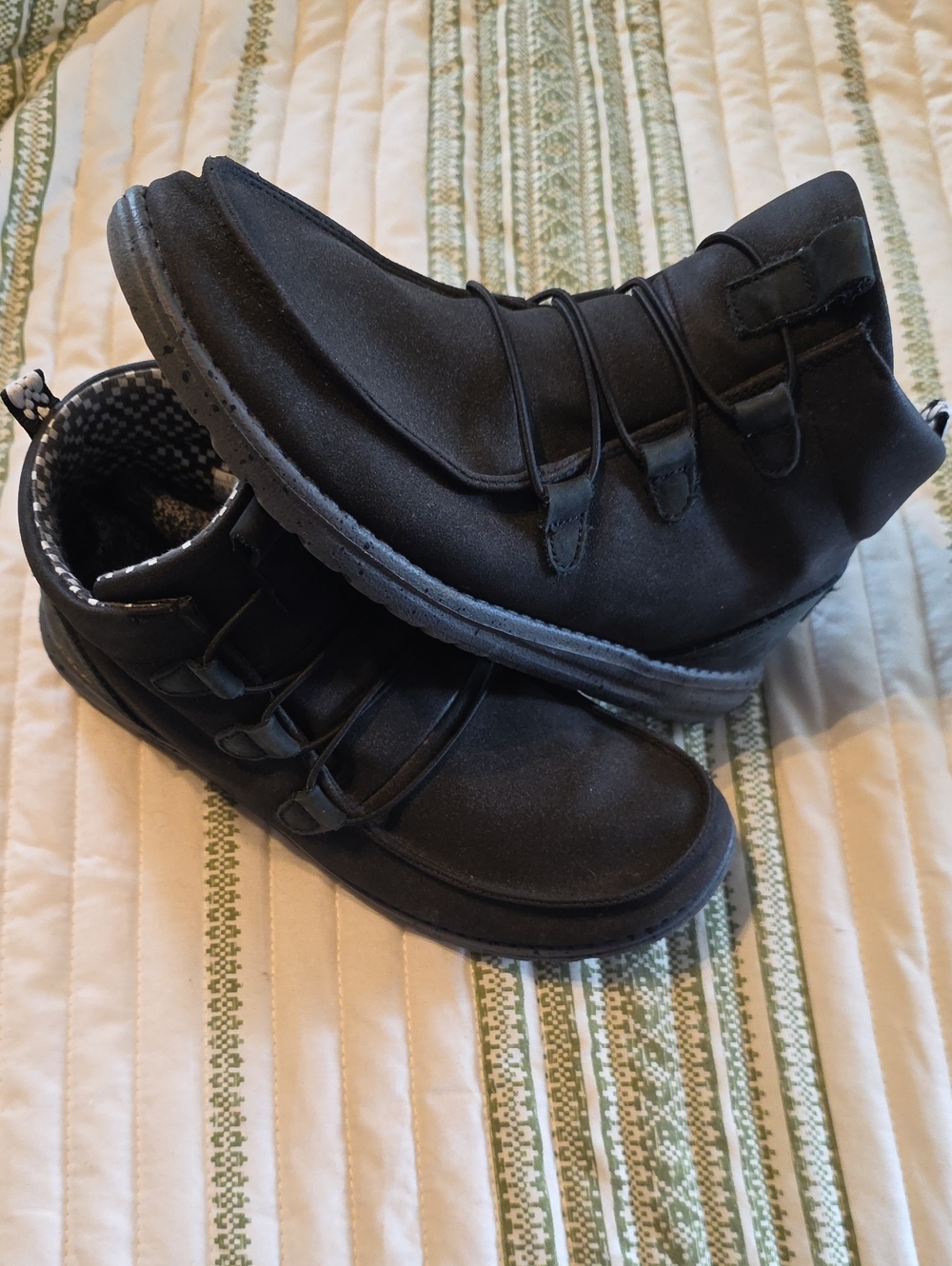Hey Dude Women's Black Chukka Boots